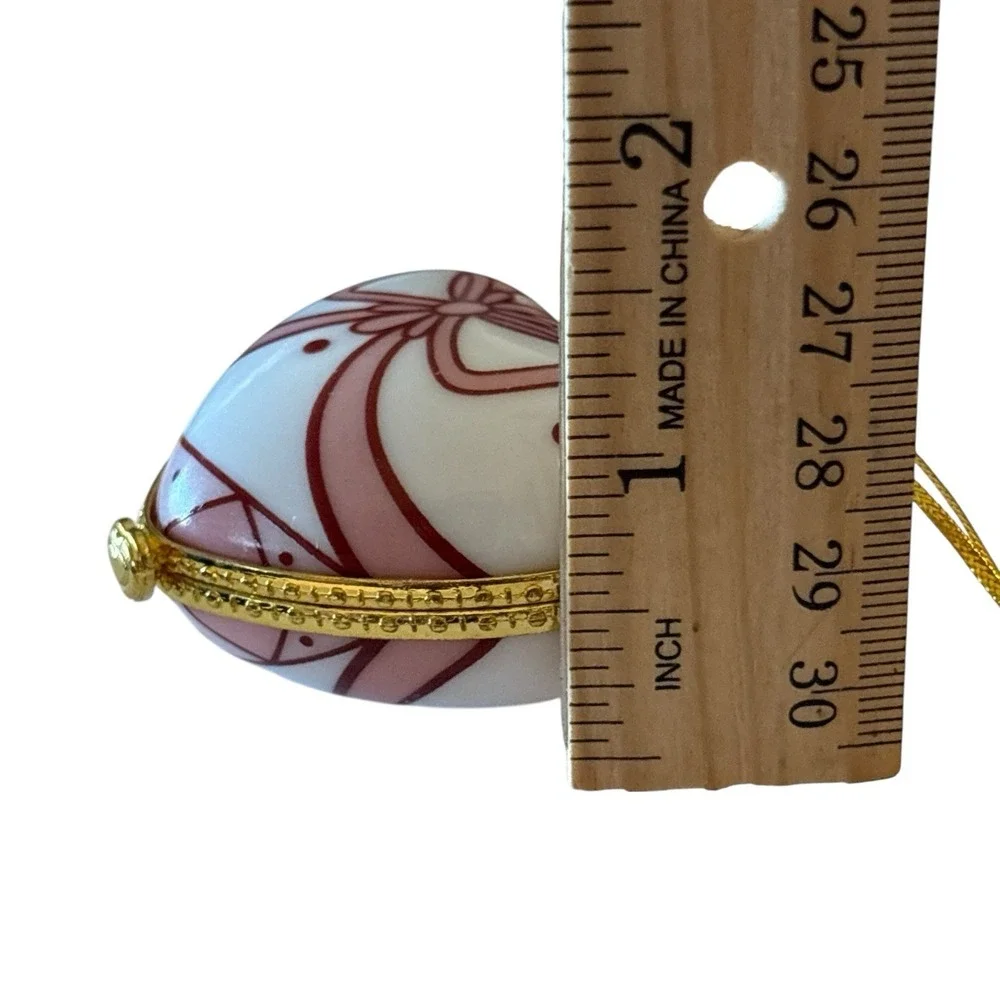 Bow Heart Ornament Pink White‎ Enamel 